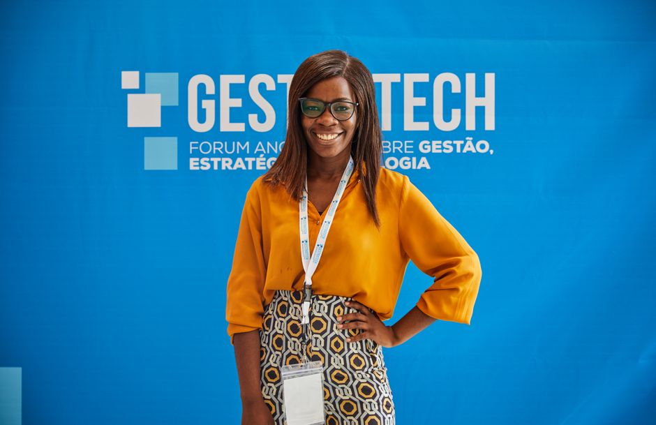 Como implementar um sistema de gestão de tarefas utilizando tecnologia em equipes remotas