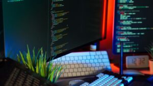 Como montar uma estação de trabalho ergonômica para programadores em 2024