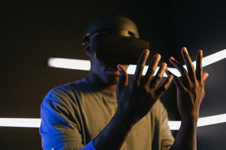 Como usar a tecnologia de realidade virtual para treinar habilidades profissionais em 2024